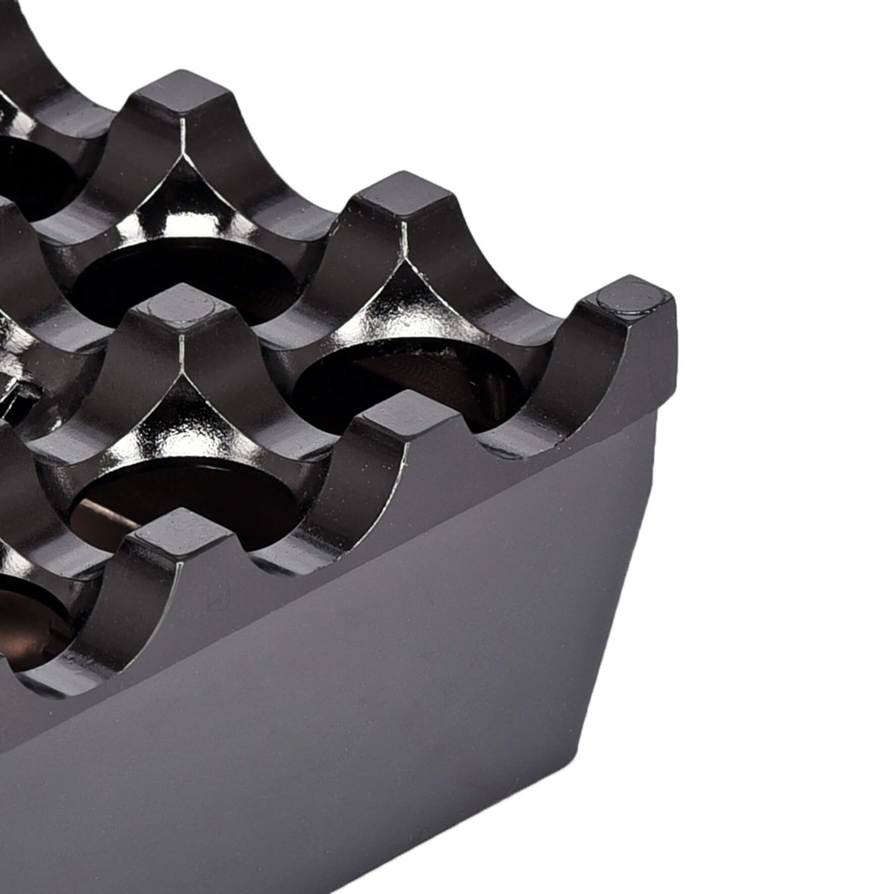 Kale (Castle) Cast Ashtray – Sapphire, seen from another angle